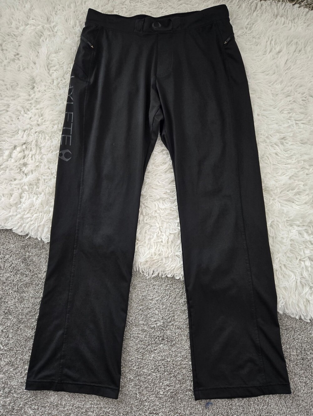 HYLETE Vertex Cross Training Pants. Black. Size Large inseam 34".